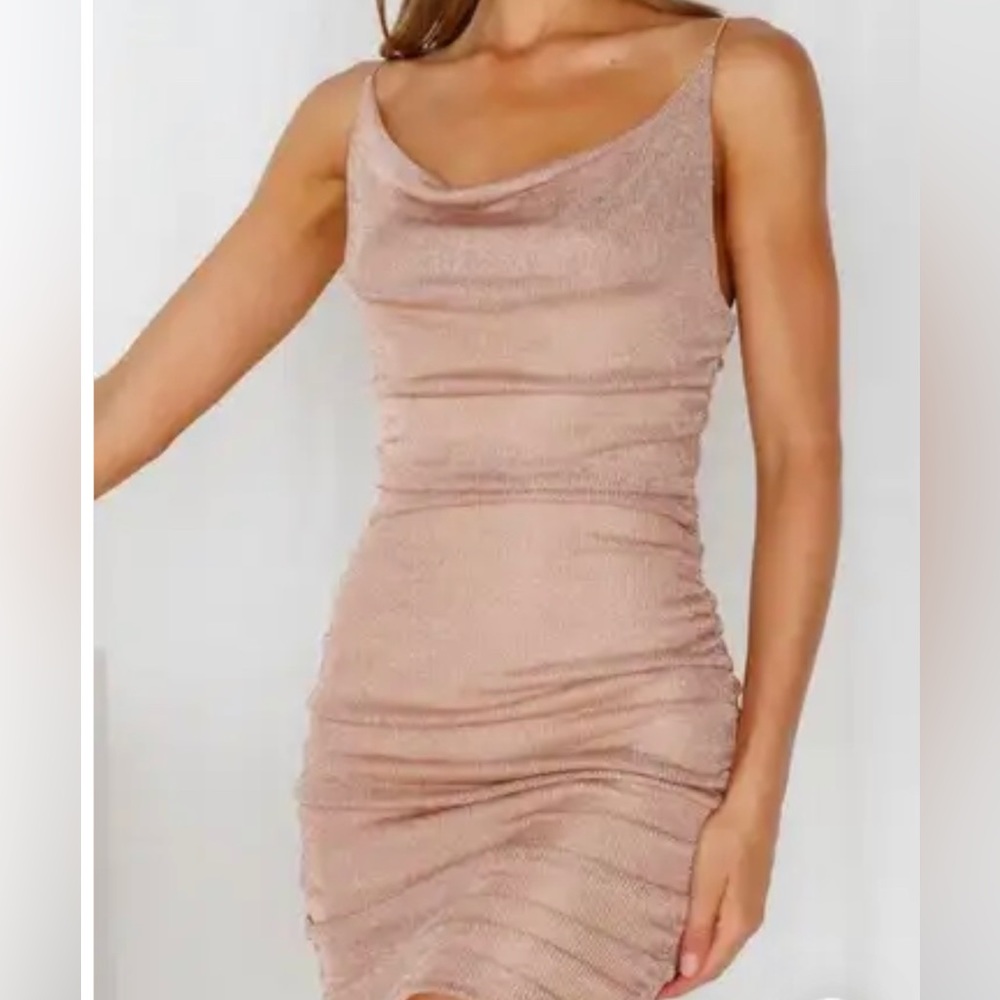 Helo Molly Rose Gold mini bodycon dress size small. Worn once.